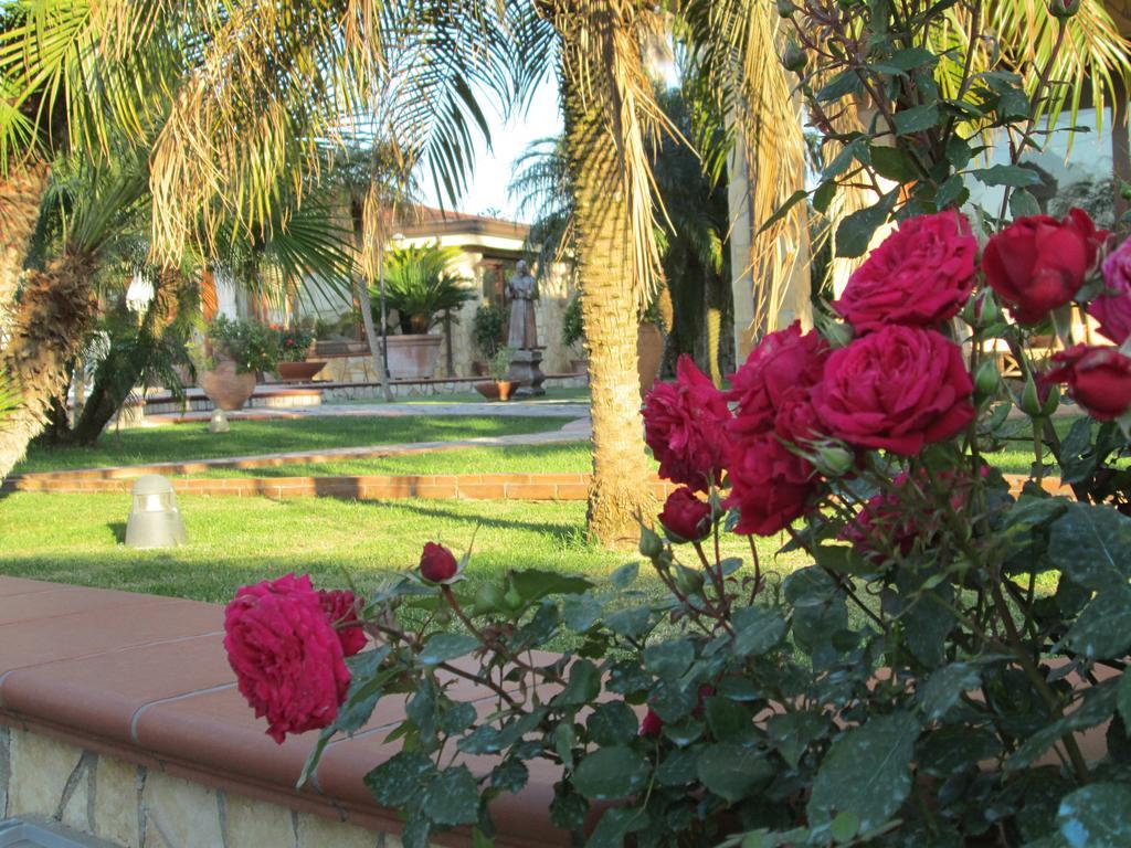 Complesso Turistico Ricettivo L'Oasi Del Golfo Di Salerno Apartamento Battipaglia Exterior foto