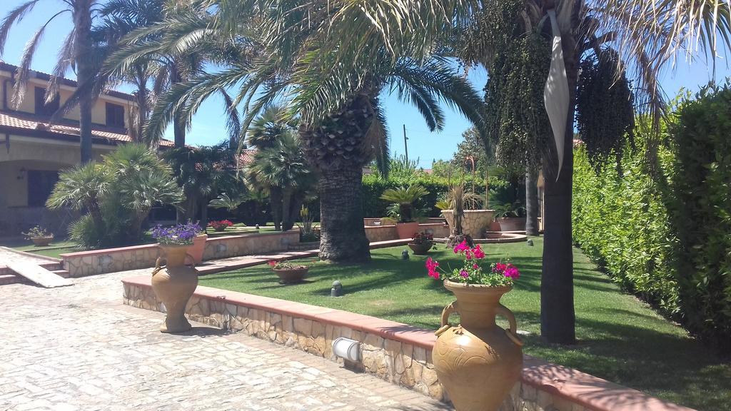 Complesso Turistico Ricettivo L'Oasi Del Golfo Di Salerno Apartamento Battipaglia Exterior foto