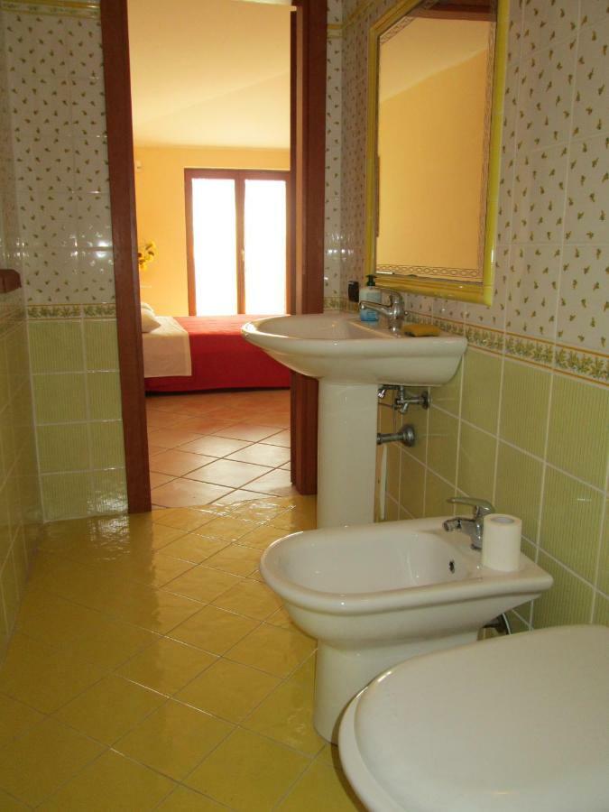 Complesso Turistico Ricettivo L'Oasi Del Golfo Di Salerno Apartamento Battipaglia Quarto foto