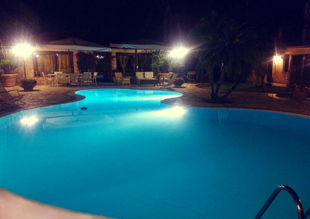 Complesso Turistico Ricettivo L'Oasi Del Golfo Di Salerno Apartamento Battipaglia Exterior foto