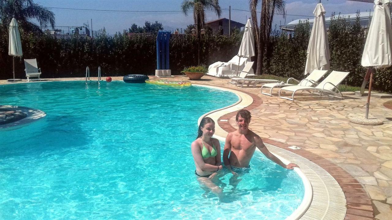 Complesso Turistico Ricettivo L'Oasi Del Golfo Di Salerno Apartamento Battipaglia Exterior foto
